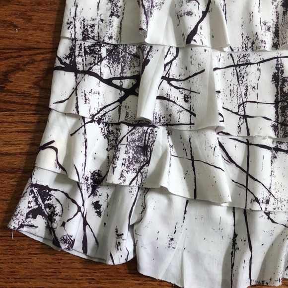 Ruffled Women’s Tank Top from Forever 21 - Picture 10 of 13